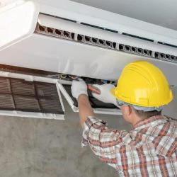 Manutenção em Ar Condicionado